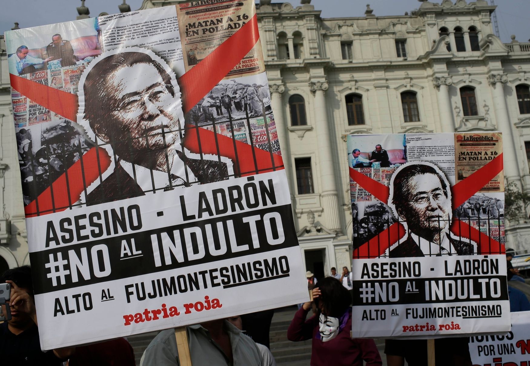 Protesty v Peru proti propuštění Fujimoriho