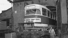 Fotografie z historie výrobního závodu Tatra Smíchov v Praze. Snímek z roku 1958.