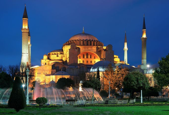 Hagia Sofia alias chrám Boží Moudrosti v Istanbulu.