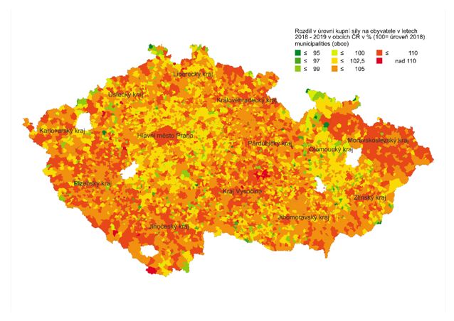 Meziroční změny (2018-2019) v úrovni kupní síly na obyvatele v obcích v % (2018=100) | Foto: GfK