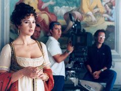 Monica Belluciová ve filmu Já a Napoleon