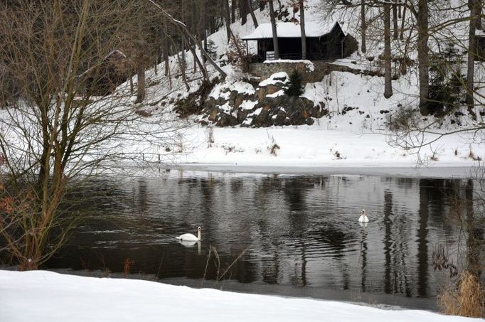 Krajina poblíž je ale hezká a zasněžená