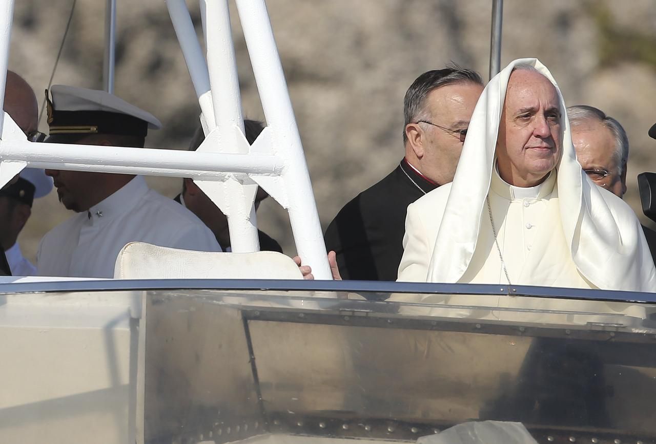 Papež František uctil mrtvé imigranty