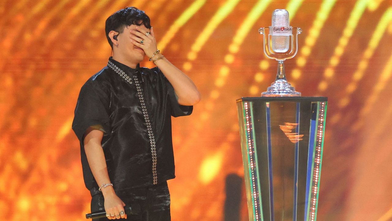 Zpěv mu nevyšel, přesto JJ vyhrál. Eurovize byla přehlídkou hraného dojetí i bizáru