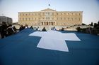 Řecko uteklo bankrotu, 130 miliard pomoci dostane