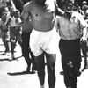 Obrazem: Historické fotografie z běhu s olympijskou pochodní - Profimedia (nepoužívat v článcích!!!)
