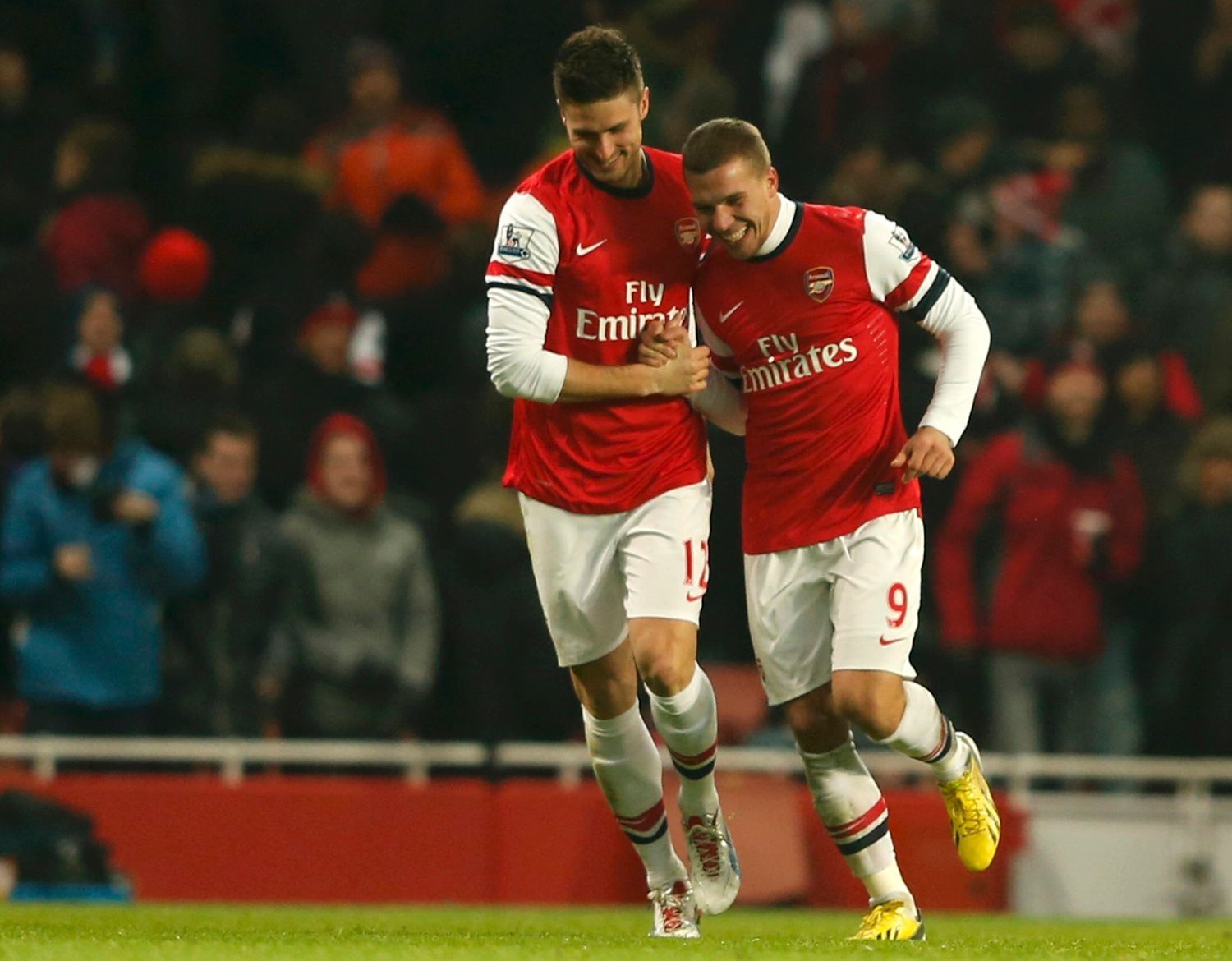 Premier League, Arsenal - West Ham:  Olivier Giroud a  Lukas Podolski