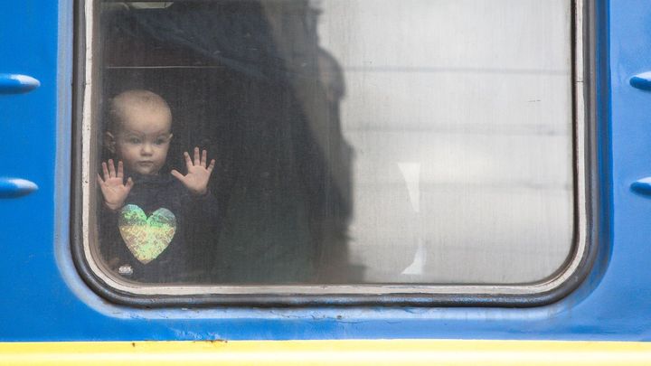 Obrazem: Děti ze stanice Lvov. Fotograf Aktuálně.cz zachytil stav na západě Ukrajiny; Zdroj foto: Jakub Plíhal