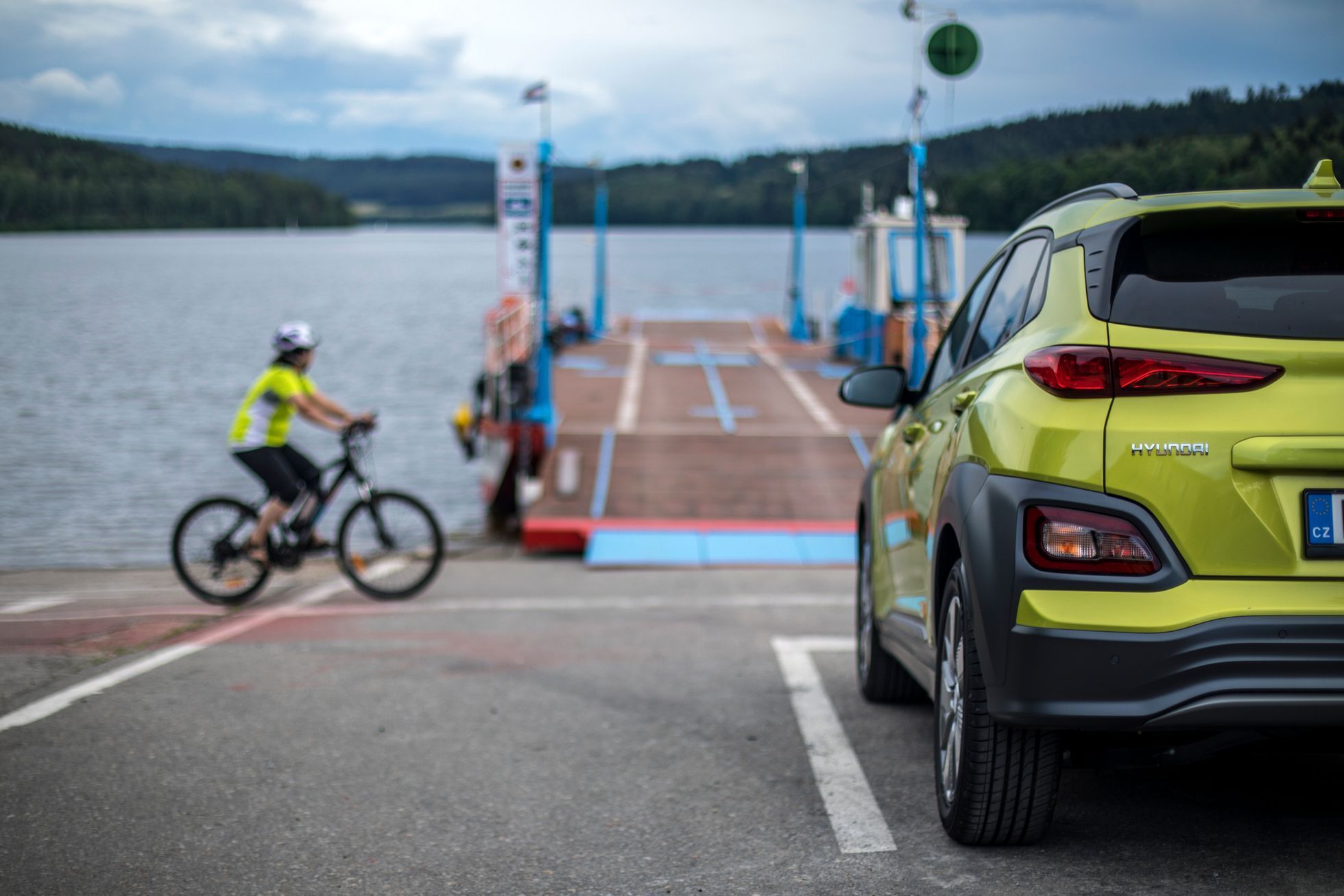 Hyundai Kona Electric cestopis 2020