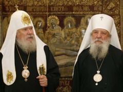 Pro Ruskou pravoslavnou církev je Mikuláš mučedníkem.