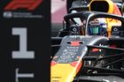 Příliš rychlý Red Bul. Verstappen porazil McLaren, pobavilo ho týmová režie rivala