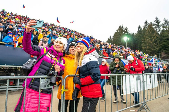 Předání olympijských medailí ze Soči 2014