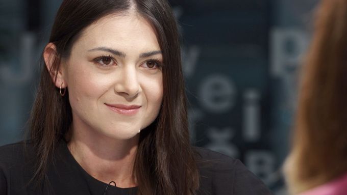 „Neexistuje žádná potravina, která do jídelníčku nepatří. Vždy záleží jen na množství. Lepek za tloustnutí nemůže, na cukru závislost nevzniká."