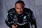 Hamilton si dojel pro stý triumf v F1 v ruské vodní ruletě