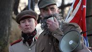 Having spent two years in Cuba with his parents as a child, Hanák speaks Spanish and knows the Viva La Revolucion style of the charismatic dictator. Now, he can authentically reproduce one of Fidel´s favorite activities - giving a lengthy speech full of socialistic proclamations and revolutionary slogans.