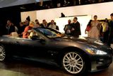 Výrobci luxusních vozů netrpí krizí tolik jako jiné značky a neváhali představit své novinky. Maserati přivezlo Gran Cabrio.