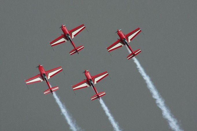 letouny Extra 300 - jordánské královské letectvo - Royal Jordanian Falcons