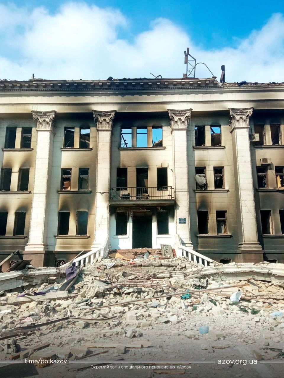 Mariupol divadlo, Ukrajina, válka na Ukrajině bomba