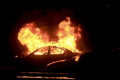 V Ankaře vybuchlo auto s náloží. Zahynulo 34 lidí a 125 bylo zraněno, počet obětí dál roste