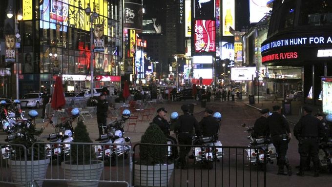 Centrum New Yorku uzavřela policie