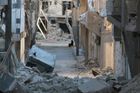 Aleppo se stále zmítá v bojích. Další útok opět zasáhl nemocnici