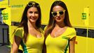 Grid girls na závodě ME tahačů na Nürburgringu