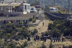 Izrael spustil střelbu u hranic se Sýrií, 20 mrtvých