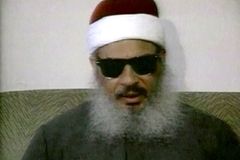 "Slepý šajch" zemřel ve vězení. Islamistovi zodpovědnému za útok v New Yorku bylo 78 let