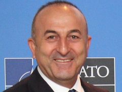 Turecký ministr zahraničí Mevlüt Çavuşoğlu.