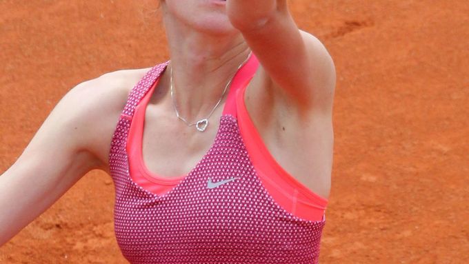 Zatímco ostatní české tenisty přiznávají, že je domácí publikum na Sparta Prague Open svazuje, česká naděje Tereza Smitková je ráda, že není schovaná někde vzadu.