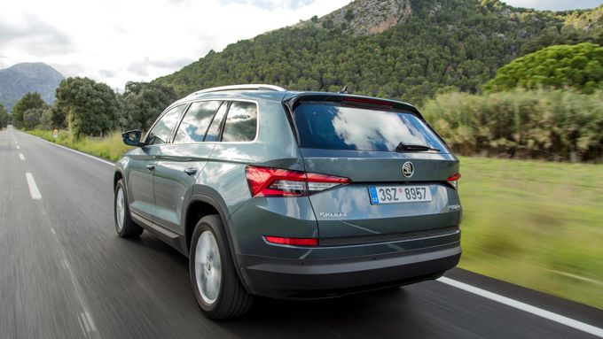 Automobilka Škoda bude počínaje novým SUV Kodiaq instalovat mobilní připojení do všech svých nových modelů.