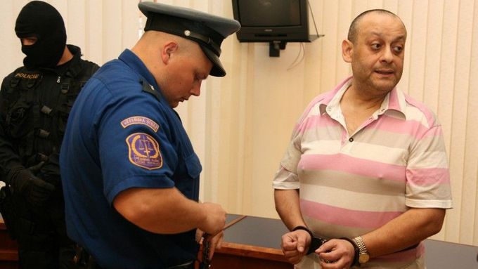Obžalovaný Ladislav Daniš je ve vazbě. Právě on měl střílet, ač nevlastní zbrojní pas.