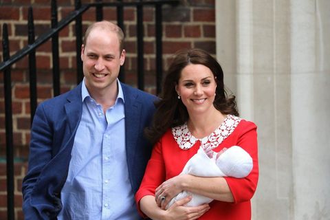 Královské miminko je tu: Kate září štěstím a po porodu vypadá fantasticky