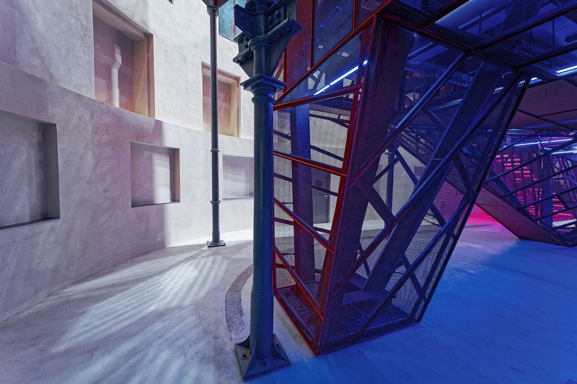 Císařské lázně, karlovarský sál, Petr Hájek