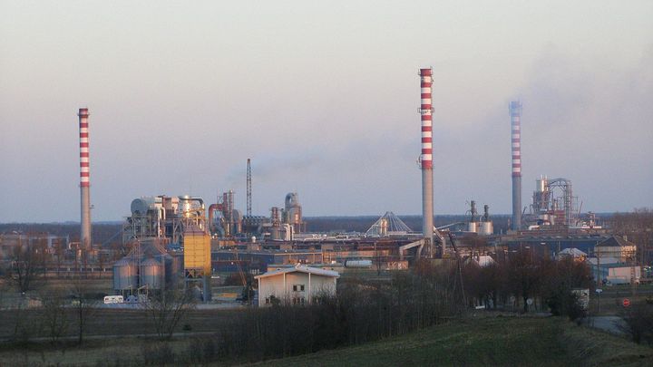 Červený prach smrti. Jak obří ocelárna zabíjí místní na chudém italském jihu
