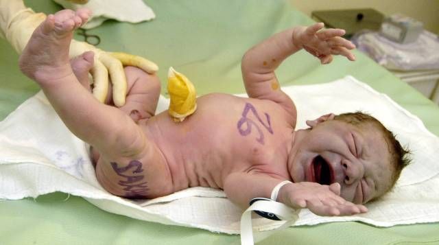 První dítě narozené letos v Královéhradeckém kraji
