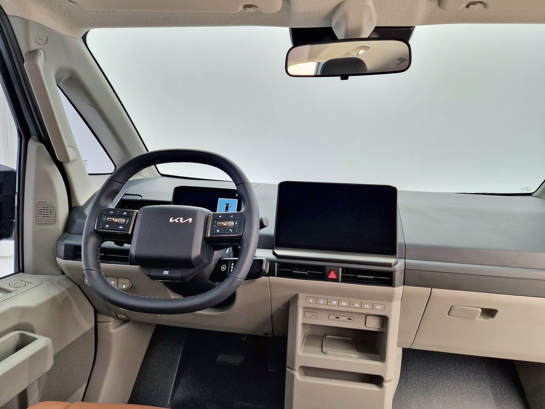Kia PV5 živě