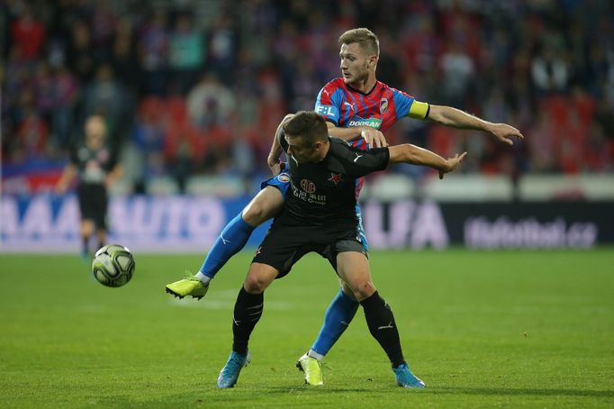 Jakub Brabec v utkání 14. kola F:L Plzeň - Slavia