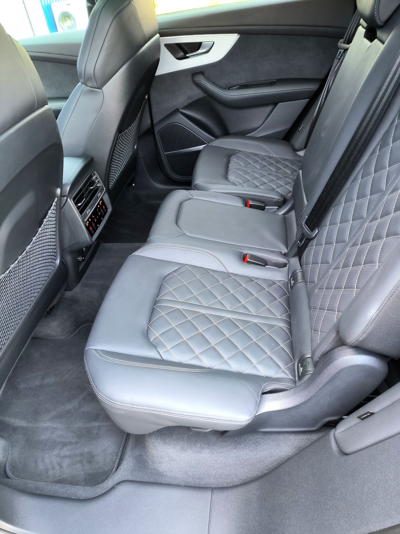 Audi Q8 2024