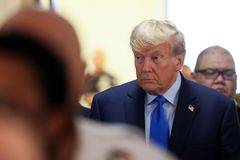 Trump není způsobilý pro Bílý dům, rozhodl na základě výtržností soud v Coloradu