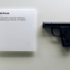 A pistol to shoot chemical substances to mark people and objects, used by the Federal Intelligence Service Bundesnachrichtendienst (BND), is seen on display in the 'Top Secret' Spy Museum in Oberhausen, July 10, 2013. The museum presents various objects, devices and gadgets used for spying or related to espionage. REUTERS/Ina Fassbender (GERMANY - Tags: SOCIETY ENTERTAINMENT) Published: Čec. 10, 2013, 2:52 odp.