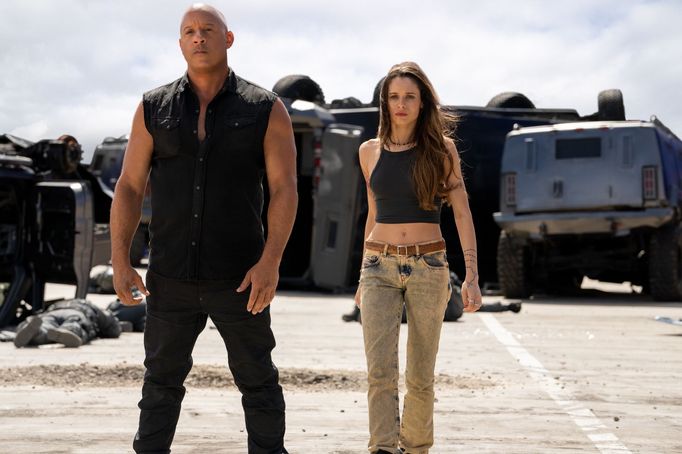 Vin Diesel jako Dominic Toretto a Daniela Melchior v roli Isabel Neves.