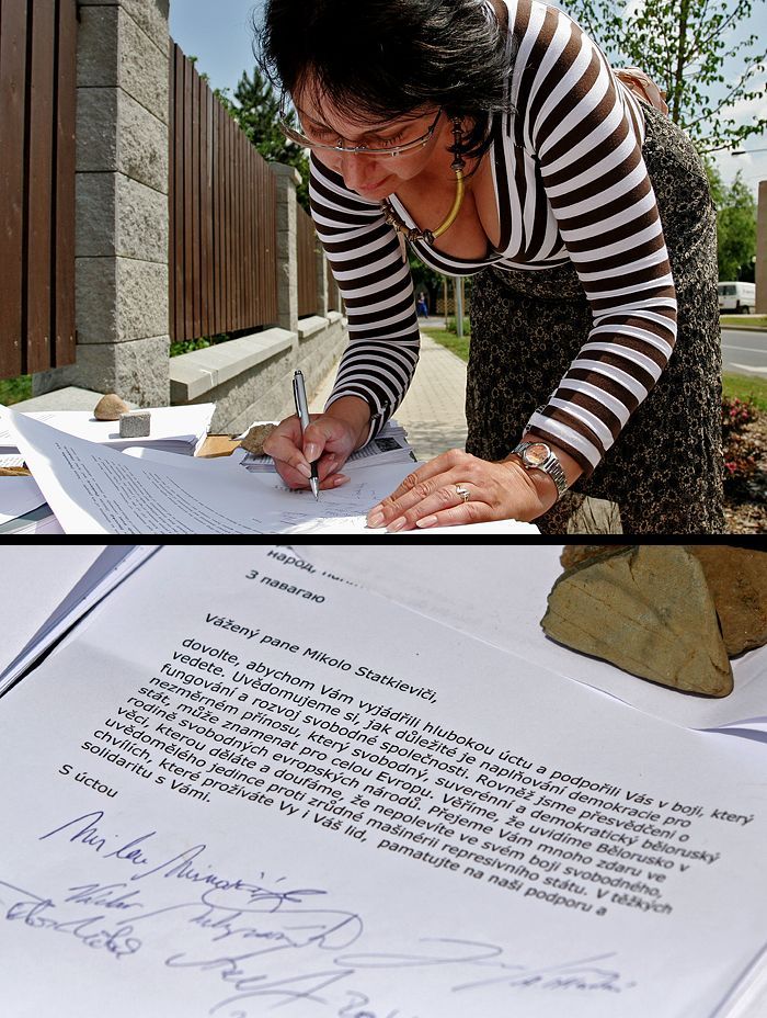 Demonstrace před běloruskou ambasádou