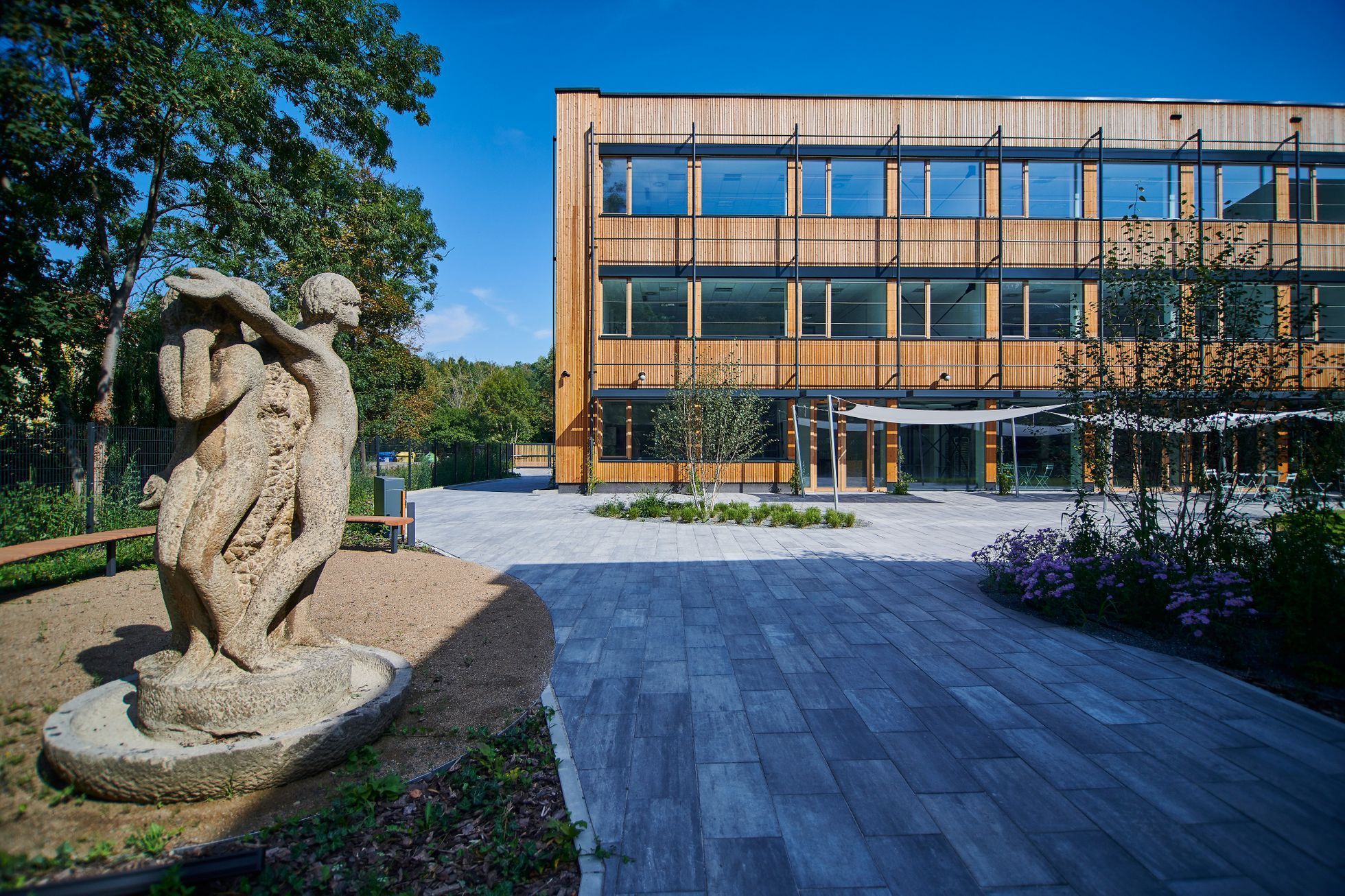 Neutrální škola Hrdlořezy