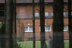 Europoslanci kritizovali Evropskou komisi a země EU kvůli tajným věznicím CIA