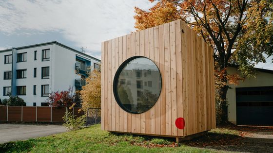 Domy o pár metrech i na kolech. S covidem vznikly stovky tiny housů, říká autor knihy