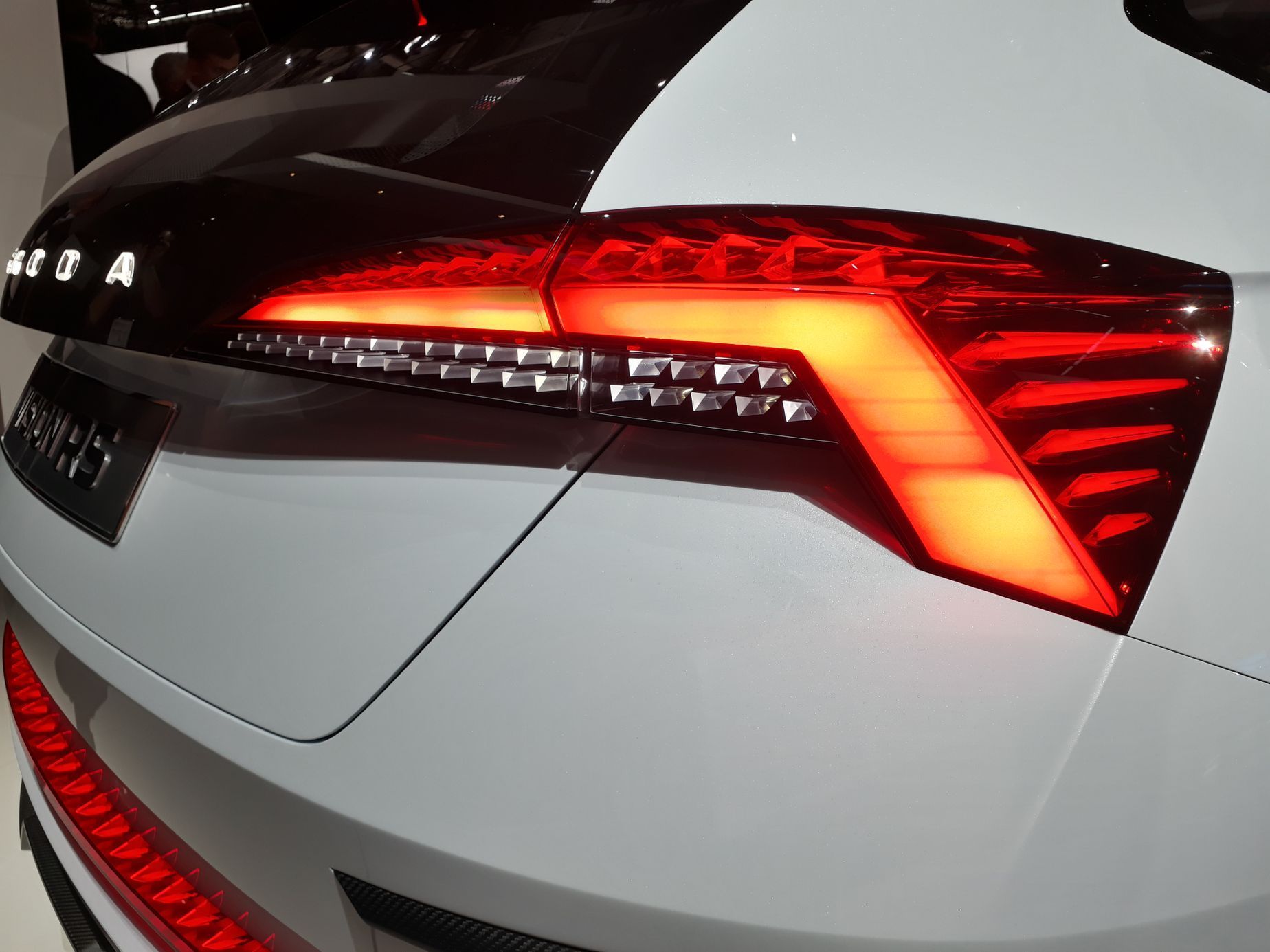Škoda na autosalonu v Paříži