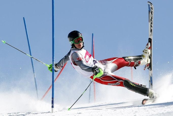 Andrzej Grygiel, a Polish photographer working for PAP-Polska Agencja Prasowa won the 2nd Prize Sports Action Single category of the 2014 World Press Photo contest with this picture of a skier competing on the slalom modality in Szczyrk, taken March 24, 2013. The prize-winning entries of the World Press Photo Contest 2014, the world's largest annual press photography contest, were announced February 14, 2014.