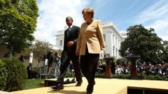 Obama a Merkelová u Bílého domu