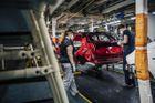 Problémům navzdory: Automobilky v Česku vyrobily loni více aut, růst má pokračovat